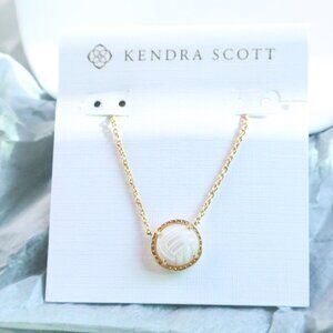 Kendra Scott Volleyball Necklace White Mother-of-Pearl Gold